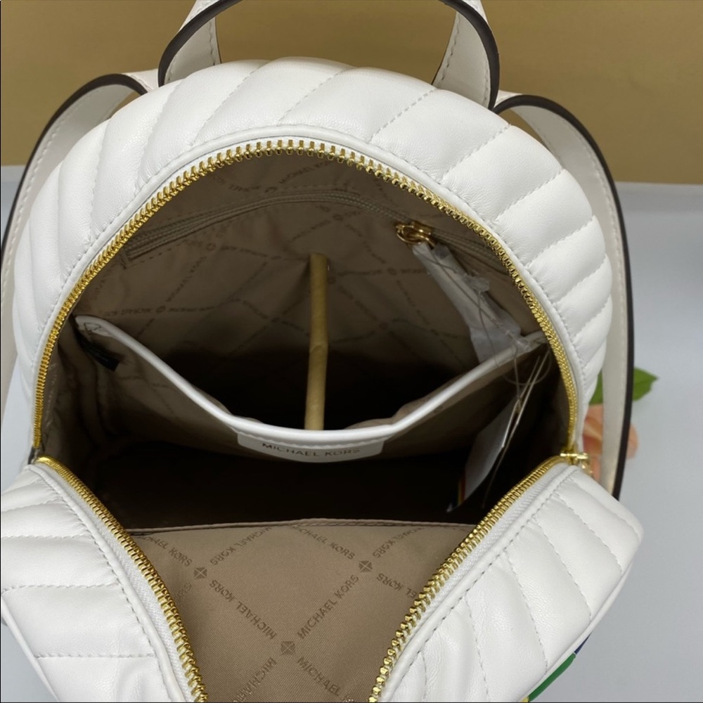 MICHAEL KORS ABBEY MD BACKPACK VEGAN FAUX LEATHER - Picture 16 of 16